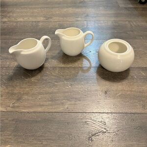 10 Strawberry Street set of 2 Creamers and one Sugar Bowl Minus Lid